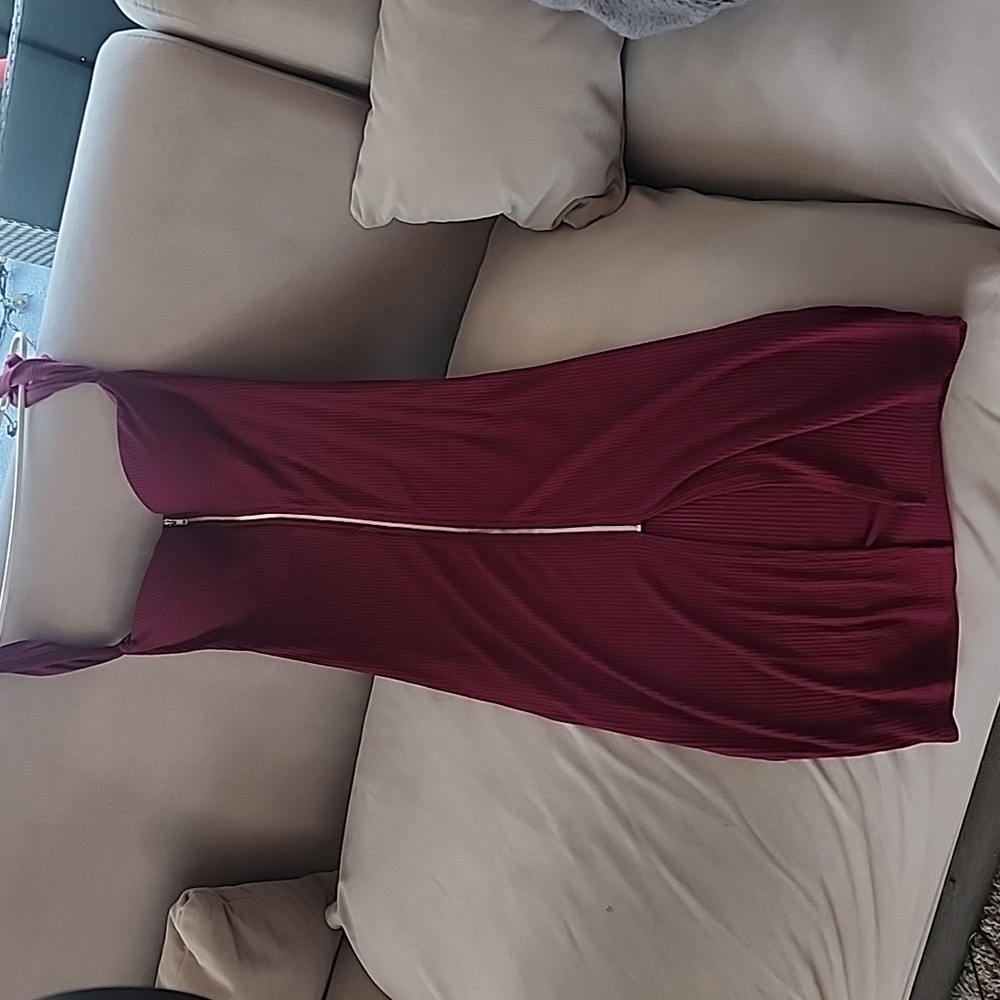 Cuff dress Wine colour